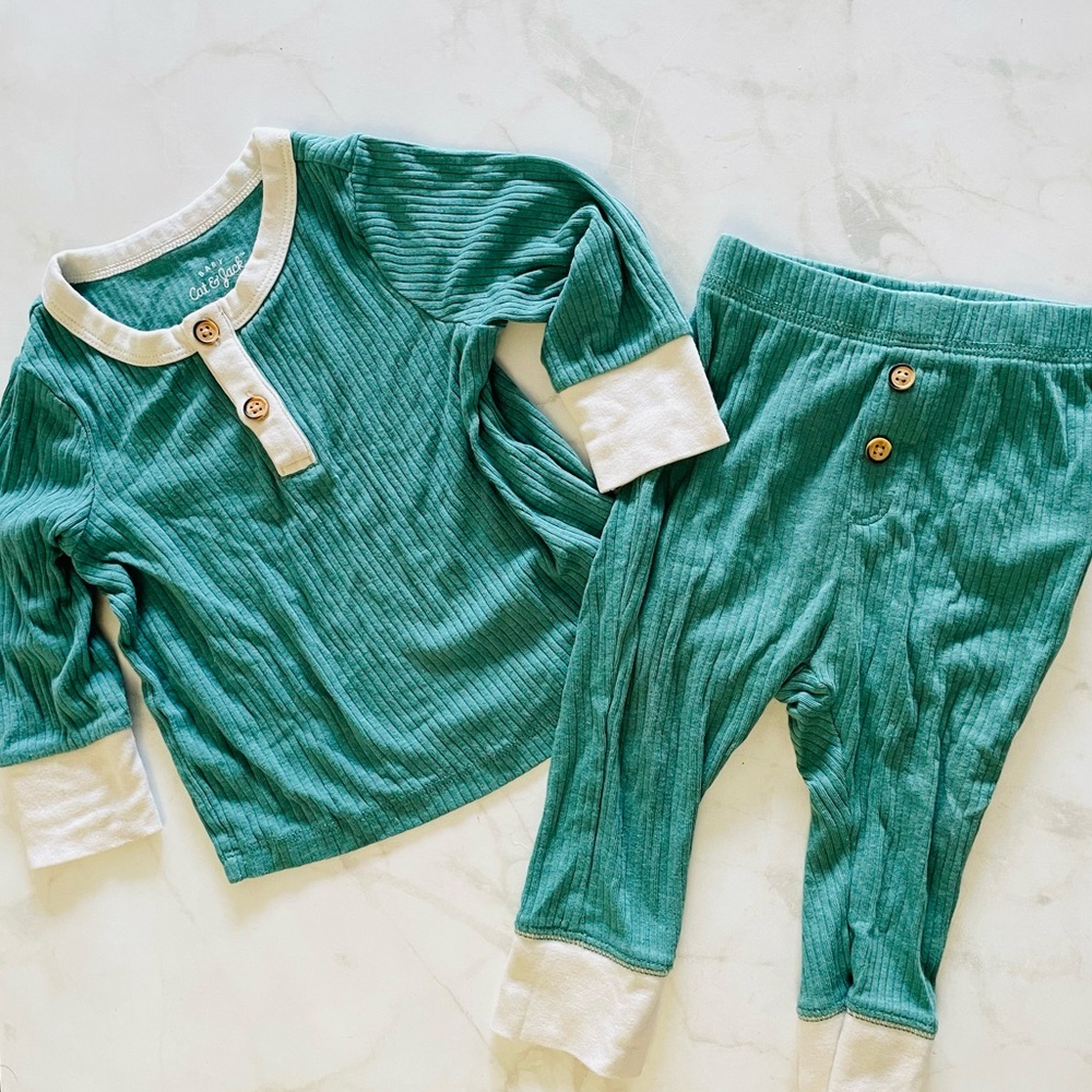 🎁 Cat & Jack Teal Pajama Set with Cream Accents